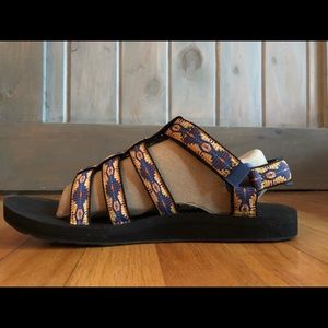 Teva Original Dorado women’s 10 NIB